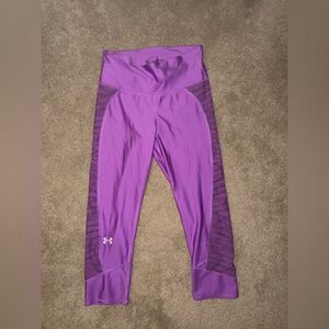 Under Armour pink/purple Compression Cropped Leggings size medium NWOT